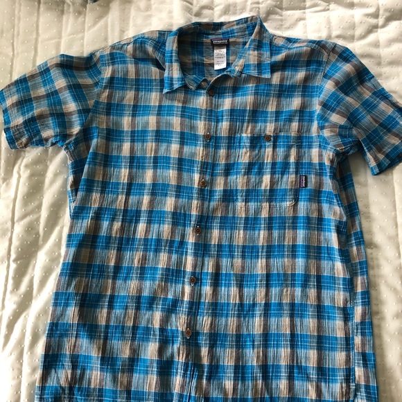 NWOT Men’s Patagonia button down - Picture 4 of 5